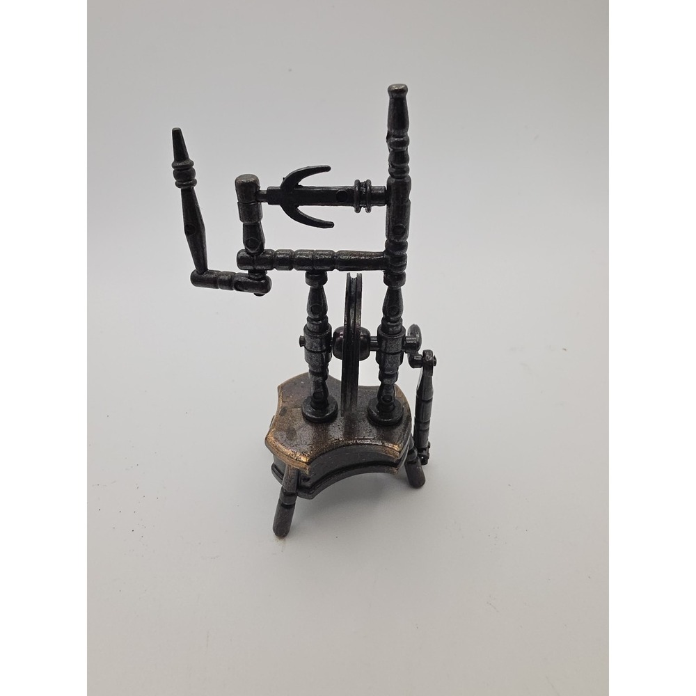 Spinning Wheel Die‎ Cast Metal Collectible Pencil Sharpener